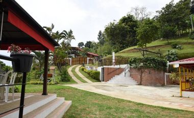 VENTA DE FINCA HOTEL SECTOR BUENAVISTA QUINDIO