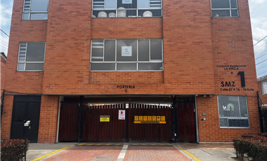 CASA EN VENTA EN MADRID CONJUNTO LA FINCA MANZANA 1