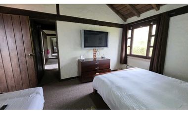 VENDO/PERMUTO FINCA EN LA CALERA 1.8 HECTAREAS PRODUCTIVA (IC)