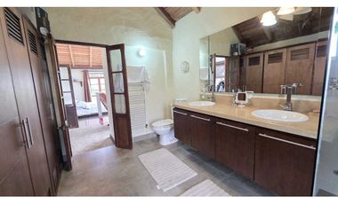 VENDO/PERMUTO FINCA EN LA CALERA 1.8 HECTAREAS PRODUCTIVA (IC)