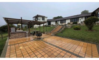 VENDO/PERMUTO FINCA EN LA CALERA 1.8 HECTAREAS PRODUCTIVA (IC)