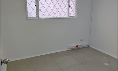 SANTA BARBARA CASA ESQUINERA COMERCIAL EN ARRIENDO  1.136 M²