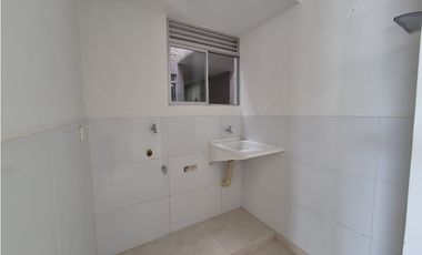 Rento apto Miramar . Florencia