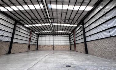 Bodega en venta en Santa Cruz de las Flores