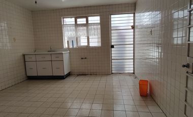 CASA PARA REMODELAR EN LA ROMA SUR (V)