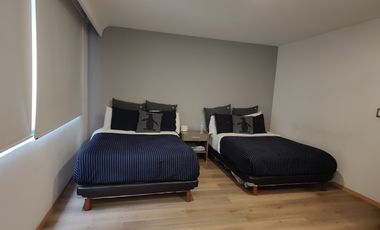 Se vende casa en conjunto en Lomas De Tecamachalco (V)