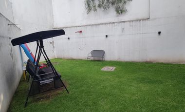 Se vende casa en conjunto en Lomas De Tecamachalco (V)