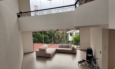 Se vende casa en conjunto en Lomas De Tecamachalco (V)