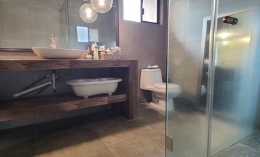 Se vende casa en conjunto en Lomas De Tecamachalco (V)