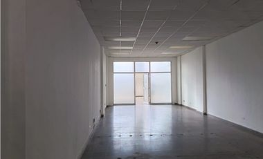 TUMBA MUERTO / PLAZA SIGLO 21 / 100M / PISO MEDIO / AMPLIO ESPACIO