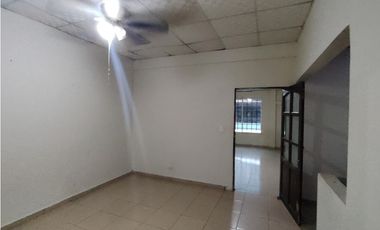 Casa Familiar en El Crisol con 3 Recámaras y 2 Baños – ¡Pet Friendly!