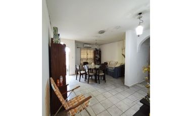 CASA EN BARRIO SMATA