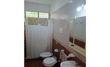 SOLIDO CHALET EN ZONA ALFAR