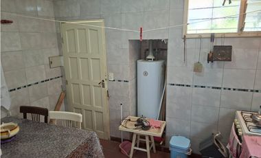 SOLIDO CHALET EN ZONA ALFAR