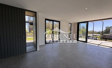 CASA NUEVA EN CONDOMINIO PUNTA DE LOBOS