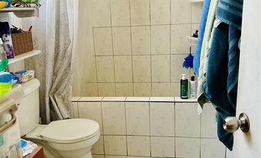 Casa en Venta en Avenida DosOriente con Avenida Reina Mar