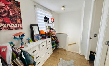 Se Vende Casa en Pasaje Cerrado Fundadores, Curauma – Placilla