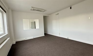 Oficina en Arriendo en Ignacio Carrera Pinto