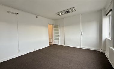 Oficina en Arriendo en Ignacio Carrera Pinto