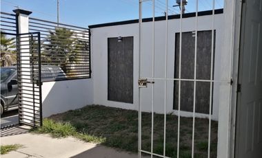 CASA EN RENTA BOULEVARD LAS TORRES