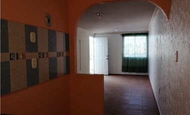 CASA EN RENTA BOULEVARD LAS TORRES