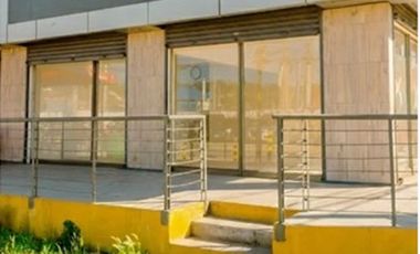 Local y Terraza   152 M2 útiles  84UF Borgoño