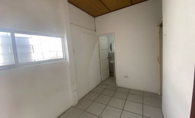 Se alquiler departamento en Kennedy Norte AdrM