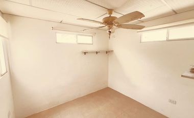 Se alquila Habitacion secundaria en Villa del Rey - AdrM