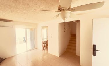 Se alquila Habitacion secundaria en Villa del Rey - AdrM