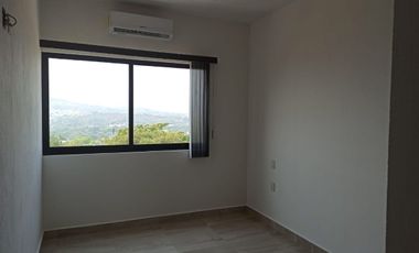 CASA  EN RENTA EN  ALTITUD NORTE RESIDENCIAL ( Laguitos)