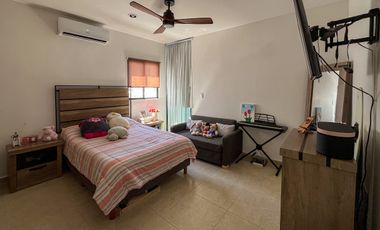 CASA EN VENTA TOTALMENTE EQUIPADA EN REAL MONTEJO A UNA CUADRA DEL CLUB