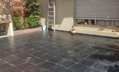 PH en venta - 3 Dormitorios 2 Baños - Cochera - 200Mts2 - Bernal, Quilmes