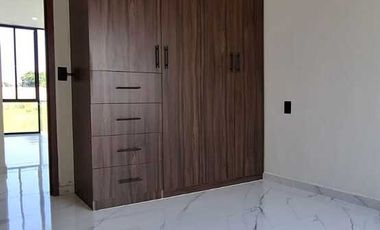 Espectacular Residencia Nueva en Venta en Fracc. La Herradura Colima, Col.