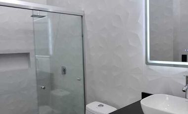 Espectacular Residencia Nueva en Venta en Fracc. La Herradura Colima, Col.