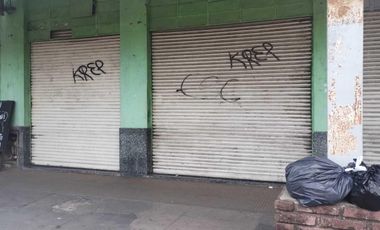 Locales Comerciales en venta - 332mts2 - Merlo