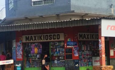 Locales Comerciales en venta - 332mts2 - Merlo