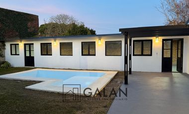 Casa en venta - Los Pinares - Mar del Plata - Apto crédito hipotecario