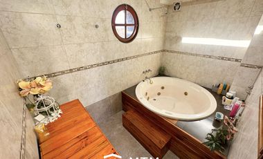 Casa en Venta Granadero Baigorria.