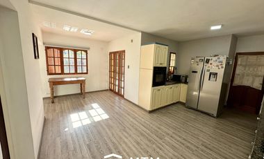 Casa en Venta Granadero Baigorria.