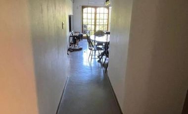 Departamento en venta - 2 Dormitorios 1 Baño - Adrogué