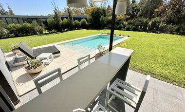 Casa en Venta Funes, Kentucky.