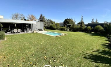 Casa en Venta Funes, Kentucky.