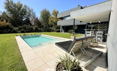 Casa en Venta Funes, Kentucky.