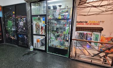 Local en galería Eden de 3x5 15 m2. Actualmente alquilado. Ideal inversor