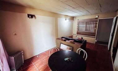 Dúplex en venta - 2 Dormitorios 1 Baño - 200Mts2 - Tolosa, La Plata