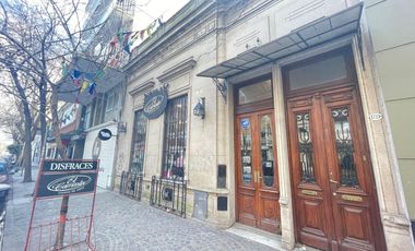 Chalet 5 Ambientes apto Profesional, zona Macrocentro