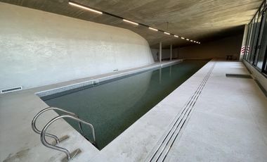 Lote sobre el lago central en venta en LOS PUENTES, NORDELTA.