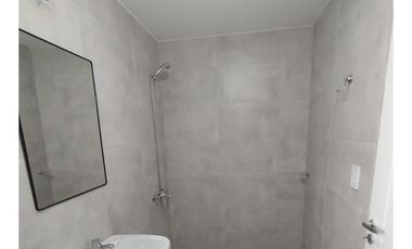 Dúplex en venta - 2 Dormitorios 2 Baños - Cochera - Cañuelas