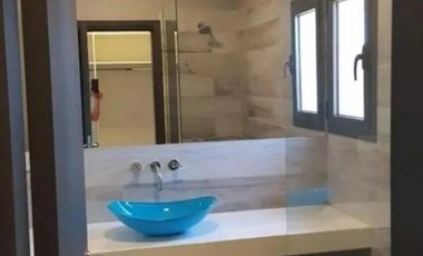 Casa en venta - 3 Dormitorios 3 Baños - 252Mts2 - Villa Quisquizate, Córdoba