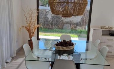 Casa en venta - 3 Dormitorios 3 Baños - 252Mts2 - Villa Quisquizate, Córdoba